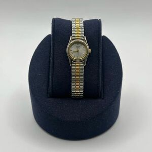 Vintage Pulsar Two Toned Quartz Women's Watch 811-1690